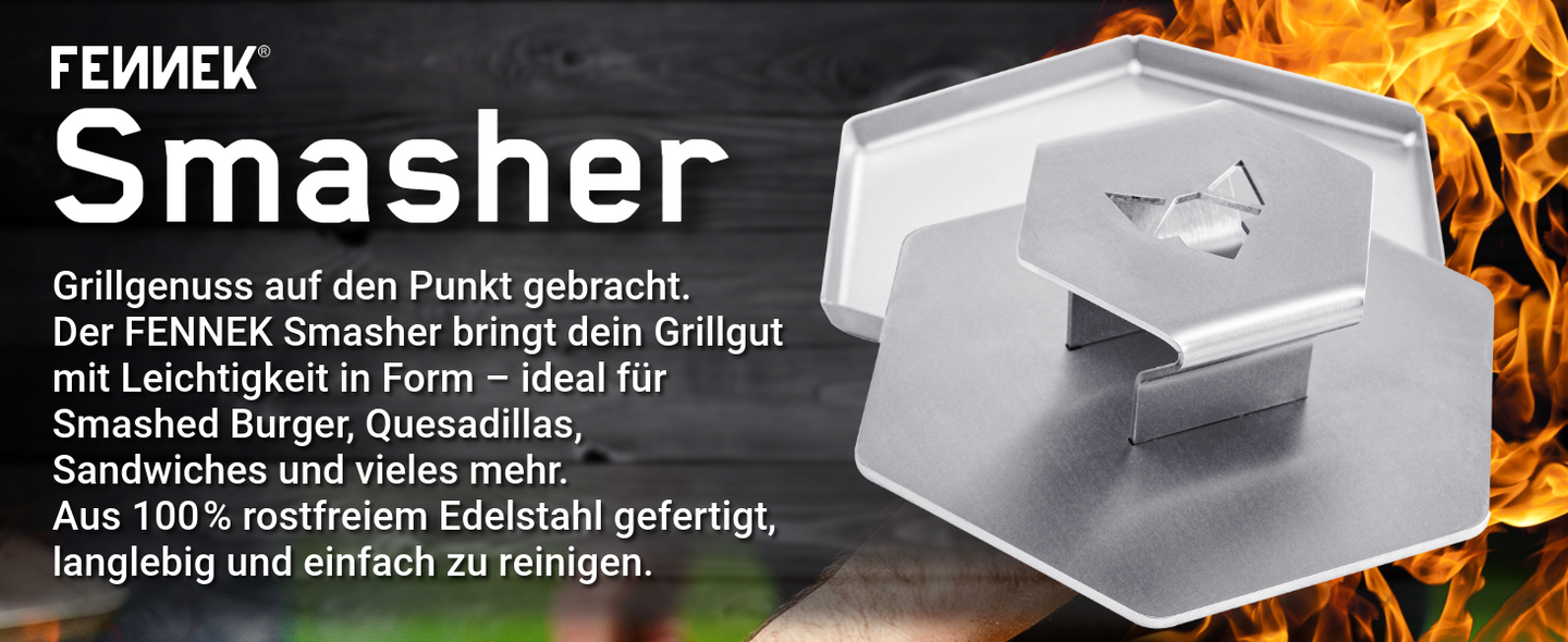Titelbild vom FENNEK Smasher. Rechts im Bild sieht man den Smasher, dahinter sind Flammen. Links im Bild ist ein kurzer Text, der den Smasher beschreibt.