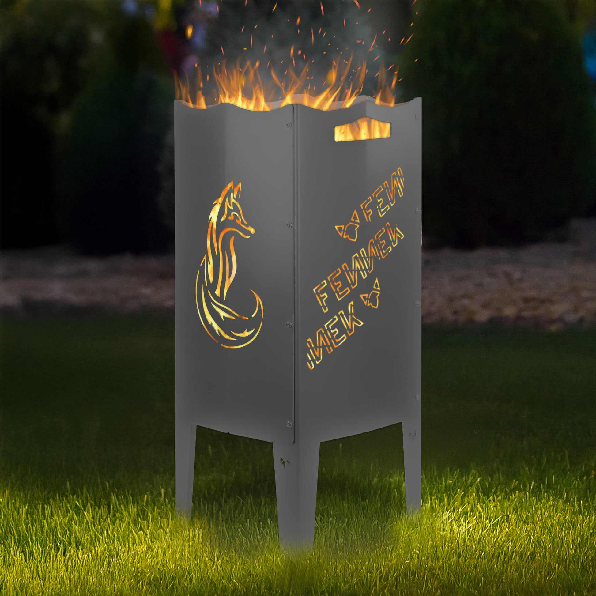 Szenefoto der FENNEK Feuersäule mit FENNEK Logo