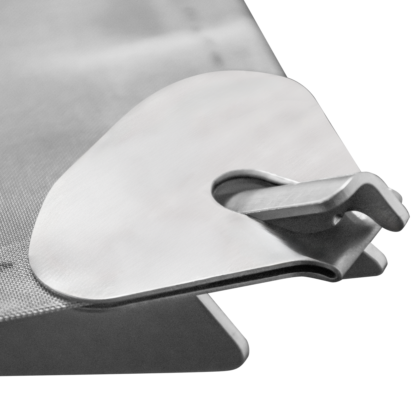 Die Detailaufnahme des Feuernetzes zeigt das Einhängen des Netzes im Gestell.