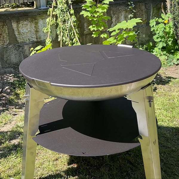 All-round fire bowl with lid and heat plate