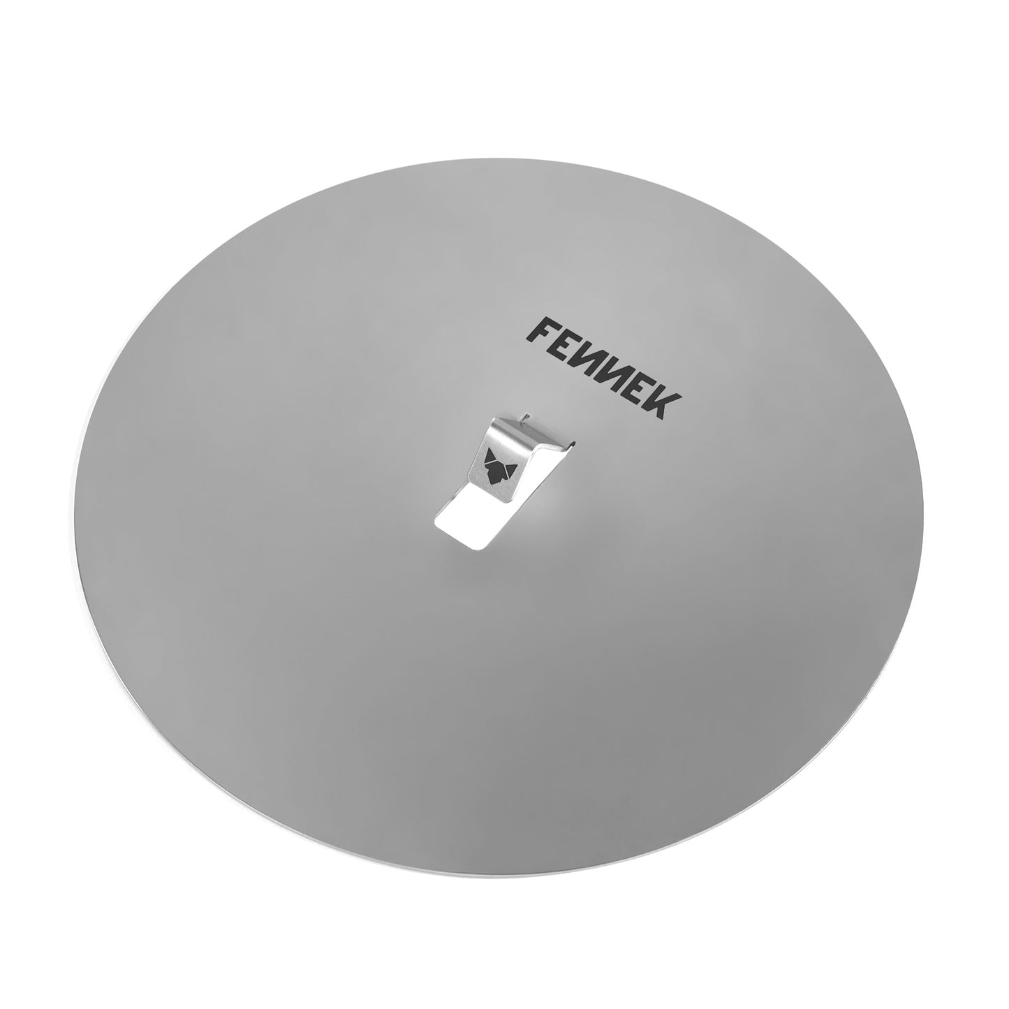 Freisteller der FENNEK Blind Bake Edelstahlplatte für Pizza und Mehr. Der Teigbeschwerer garantiert ein perfektes Blindbacken für ein echtes Profi-Ergebnis. Mit einem 24 cm großem Durchmesser, aus lebensmittelechtem Edelstahl und natürlich Made in Germany gefertigt.