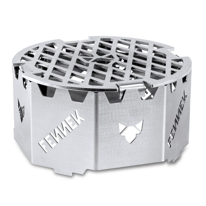 Freisteller vom FENNEK Grillrost aus 4,0 mm dickem Edelstahl für Feuerplatten und Grillringe mit 20er Öffnung. Montiert auf dem FENNEK Wok-Aufsatz aus Edelstahl. Made in Germany.