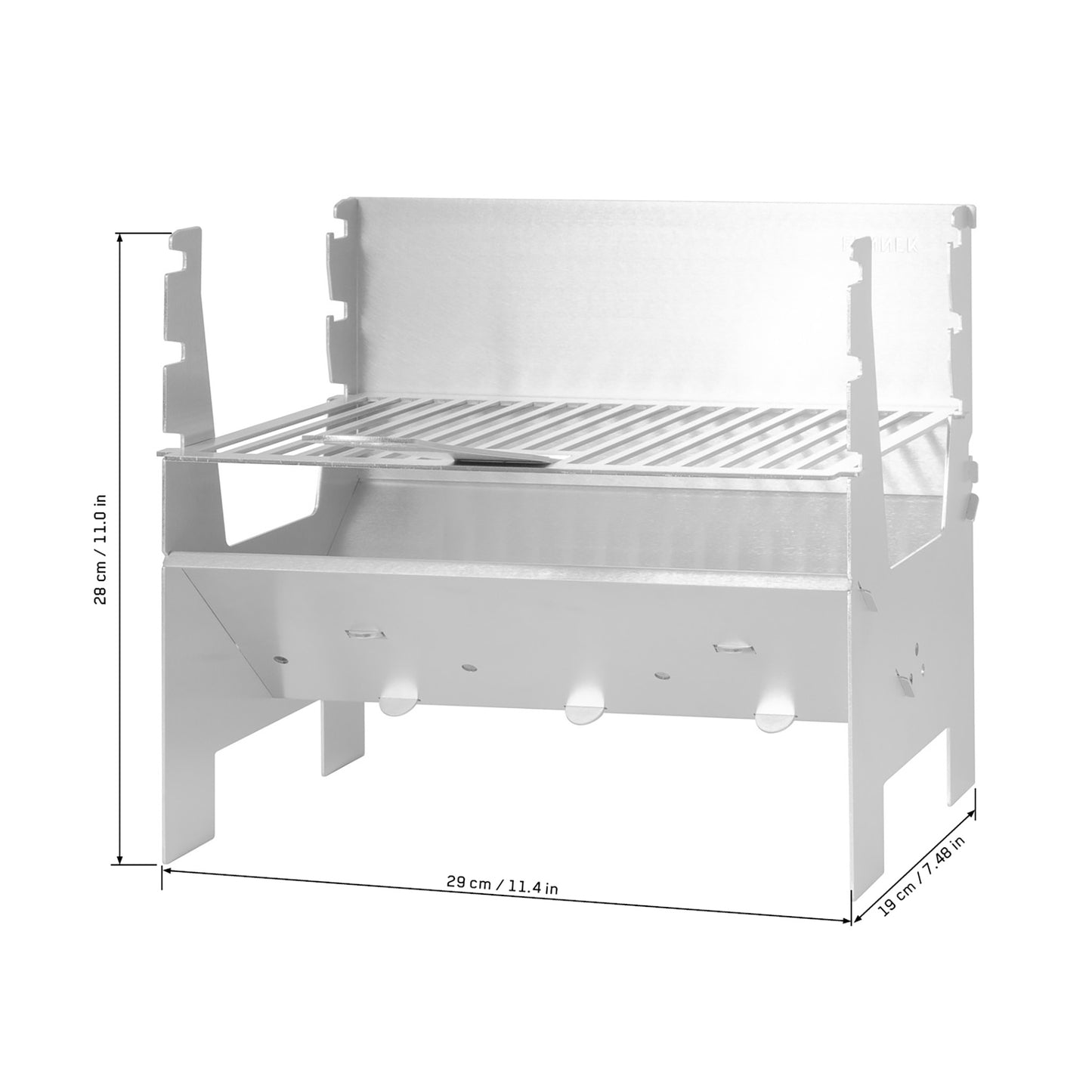 Freigestelltes Bild von einem mobilen Holzkohlegrill aus Edelstahl. mit eingezeichneten Maßangaben