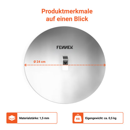 Die Infografik zeigt die Produktmerkmale der FENNEK Blind Bake Edelstahlplatte auf einen Blick. Sie hat einen Durchmesser von 24 cm, Materialstärke von 1,5mm und wiegt ca. 0,5 kg. Sie ist außerdem Made in Germany und zu 100 % aus Edelstahl.