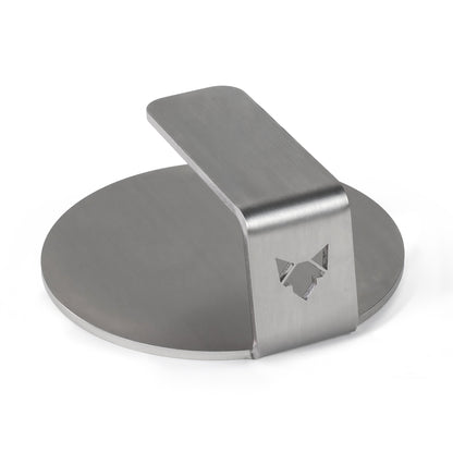 Freisteller vom FENNEK Smasher mit Blick auf den Griff mit ausgelasertem FENNEK Kopf.