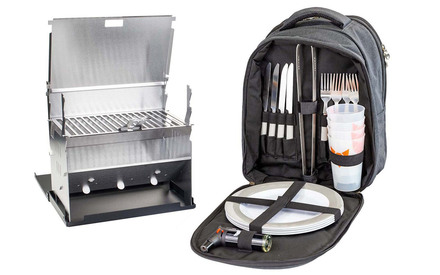 Links der FENNEK Grill aufgebaut und rechts daneben nach vorne geöffneter Rucksack mit Picknick-Set für 4 Personen.